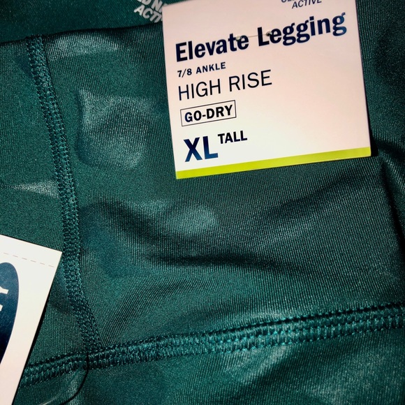 Old Navy Active Elevate Leggings - Picture 2 of 3